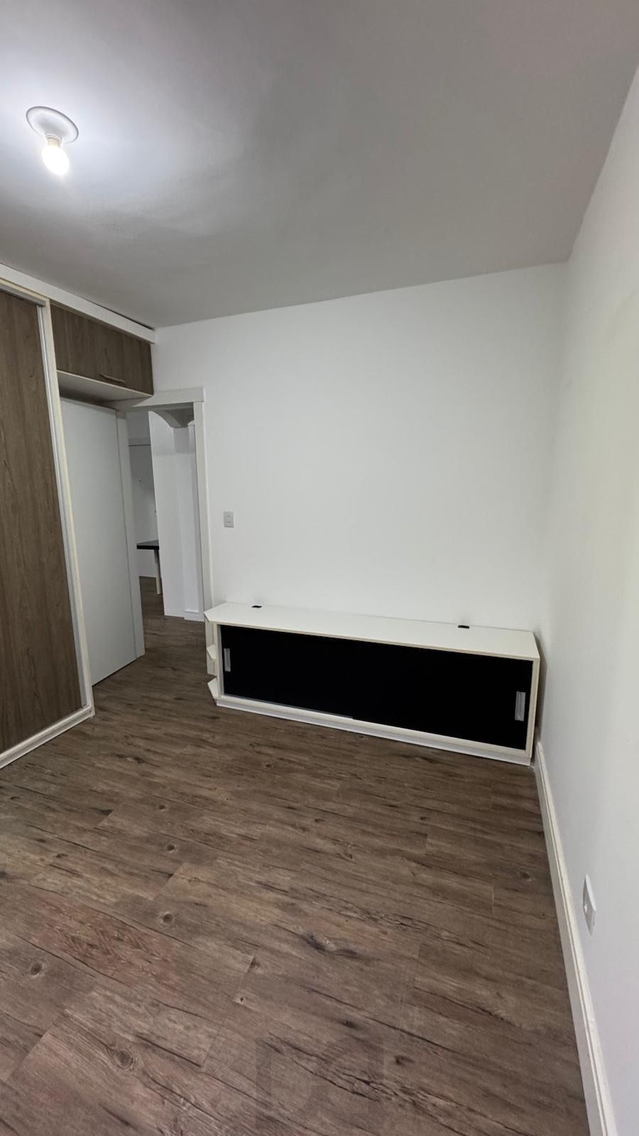 Apartamento com 1 Quarto e 1 vaga à Venda, 42 m² por R$ 200mil Bairro Cristal — foto 19