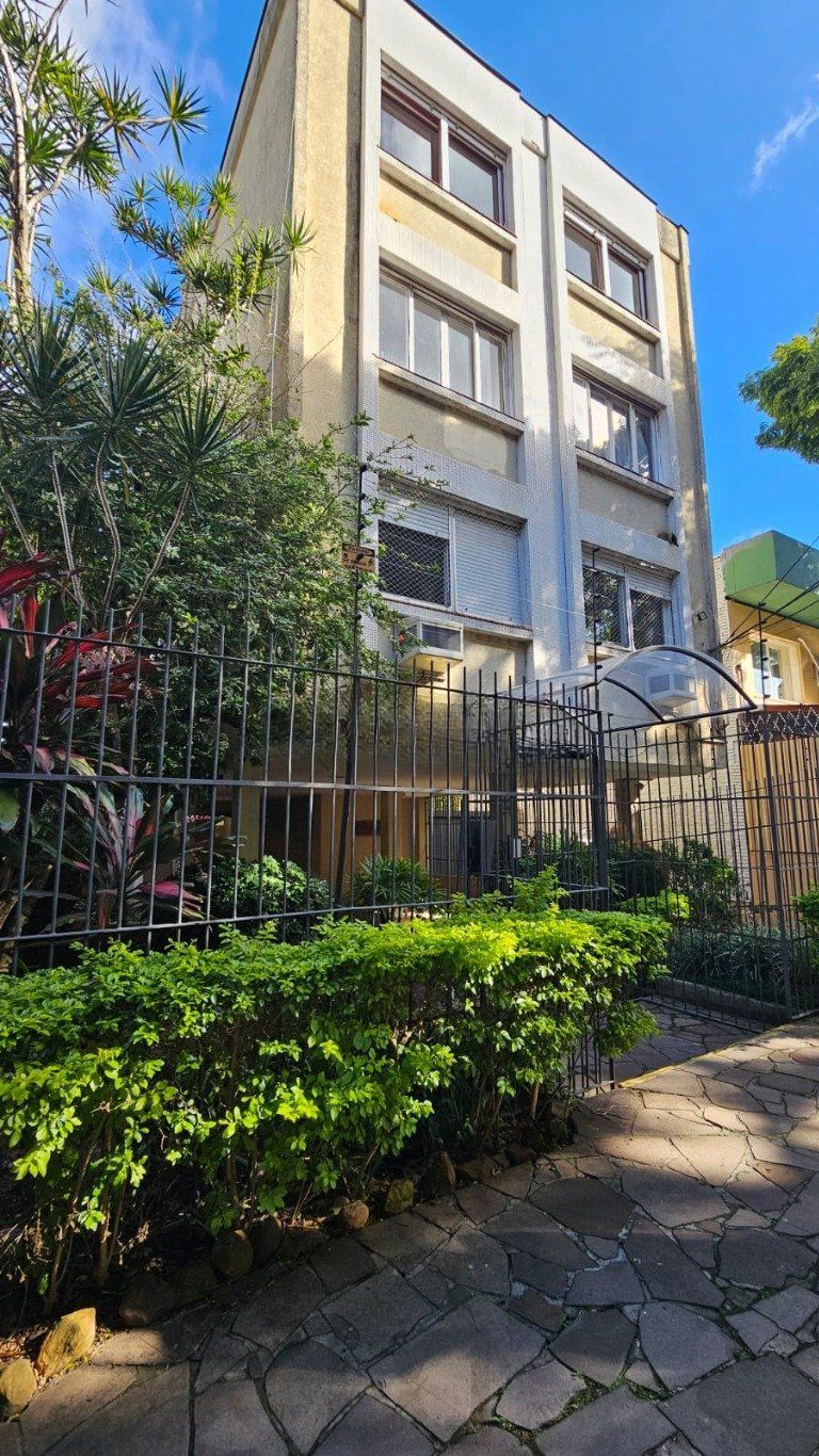 Apartamento, 2 Quartos, 2 Banheiros e Vaga à venda no Auxiliadora | 71 m² — foto 2
