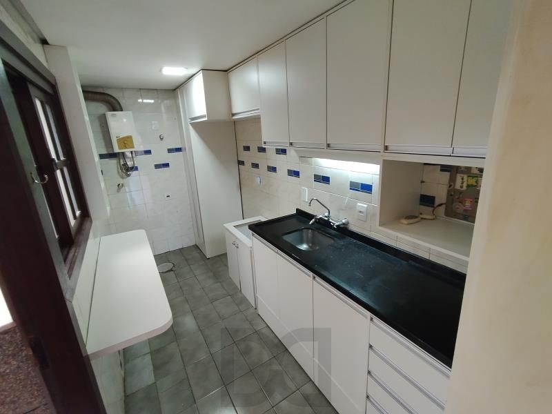 Apartamento 2 dormitórios, 1 vaga, churrasqueira e elevador no Cristo Redentor. — foto 11