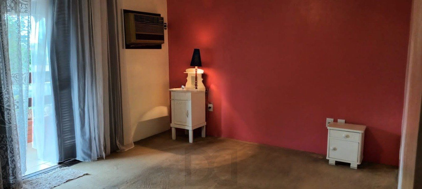 Casa com 3 quartos, 3 banheiros, churrasqueira no bairro Jardim São Pedro. — foto 13