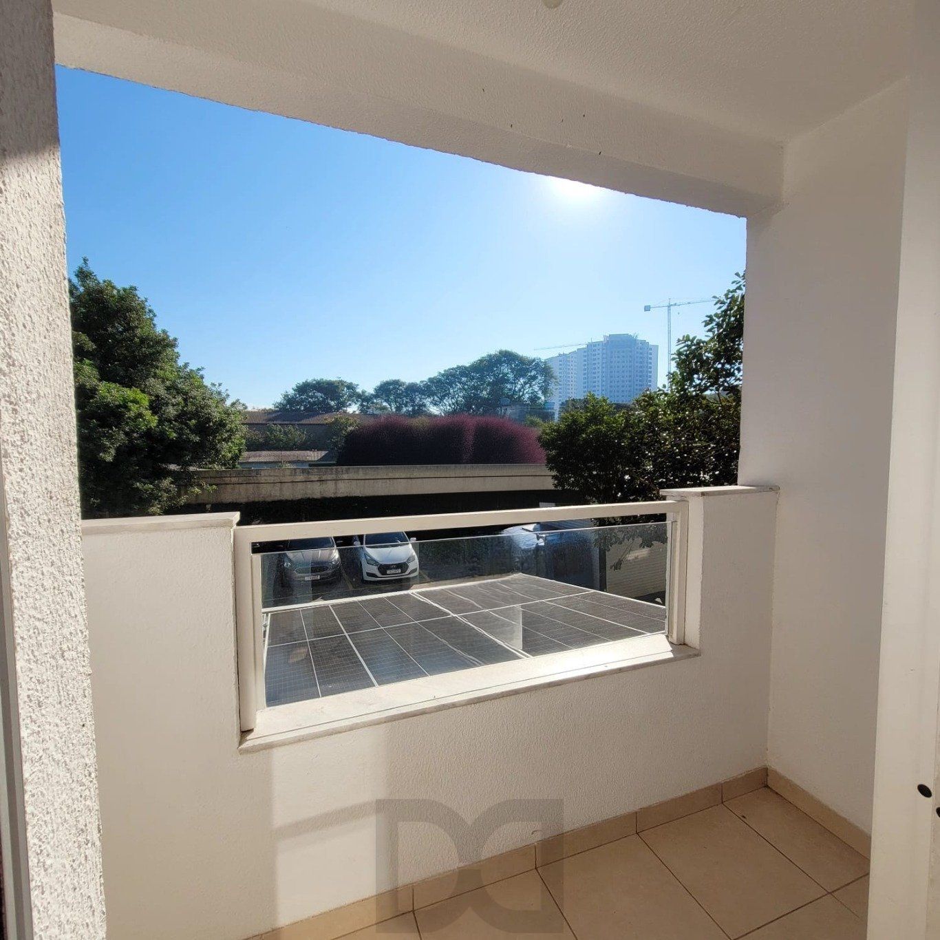 Apartamento de 3 quartos, sacada, 1 vaga no bairro Jardim Planalto. — foto 2