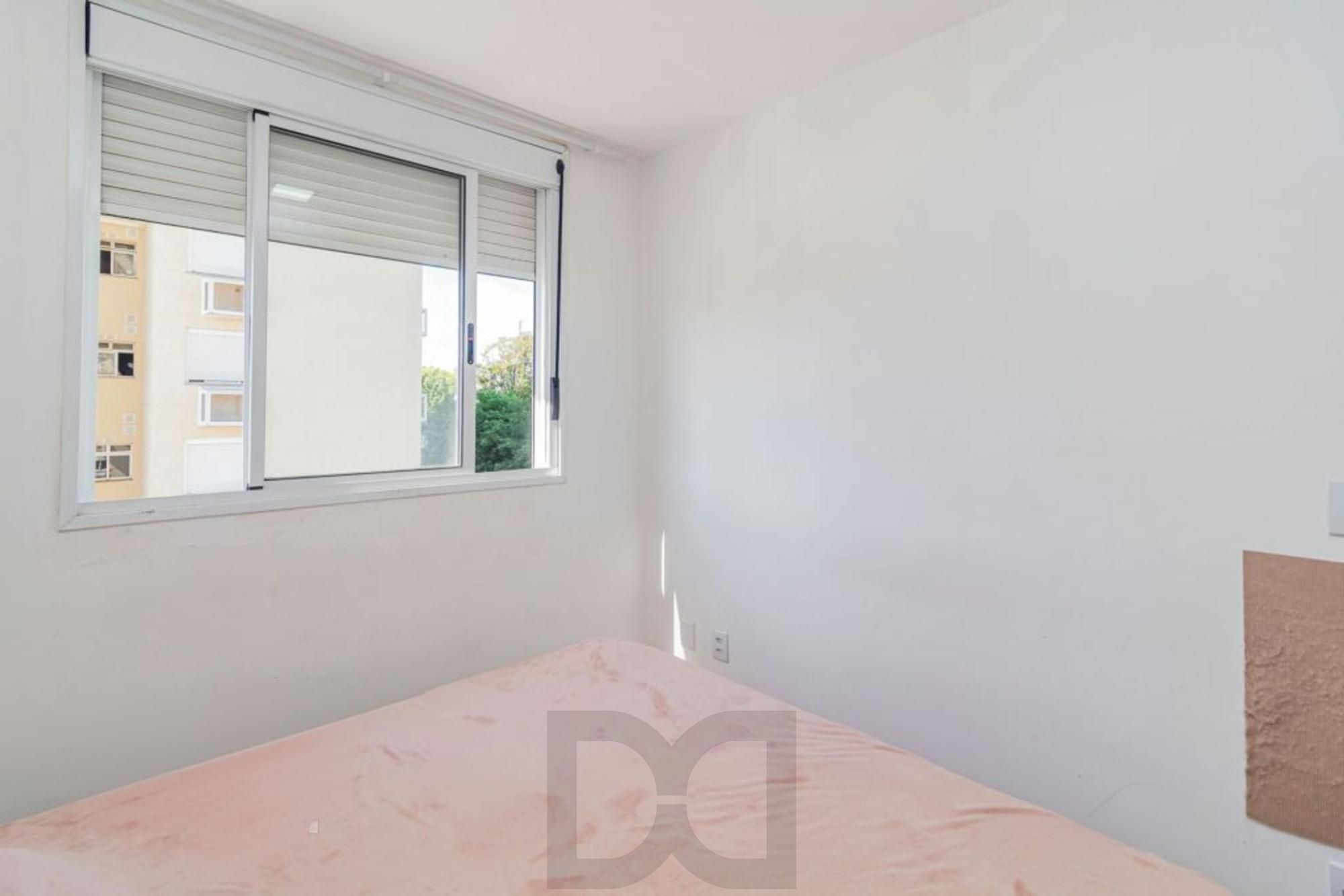 Apartamento com 3 quartos, elevador, sacada e 1 vaga Sarandi. — foto 15