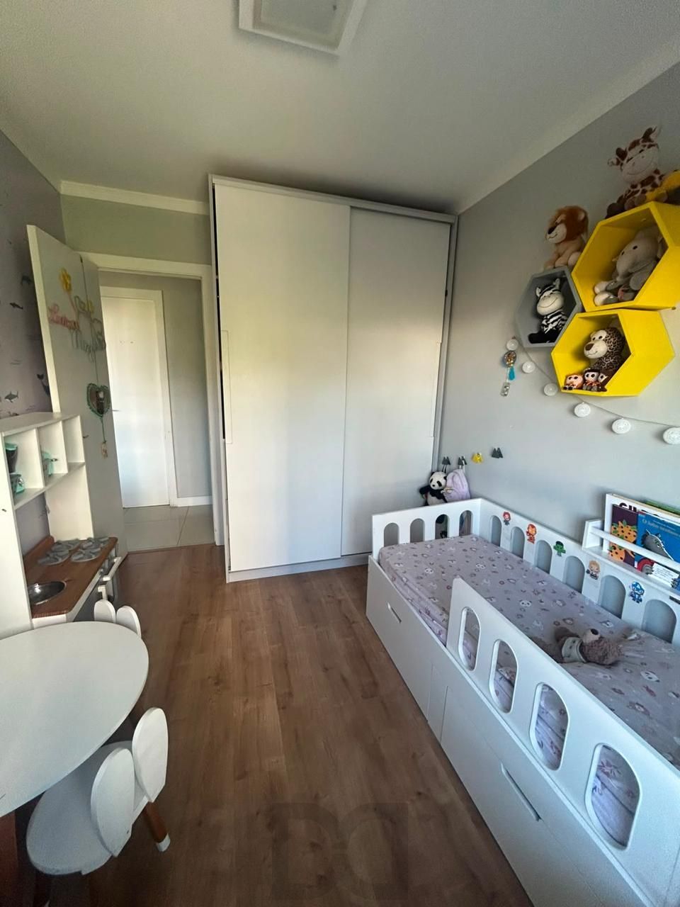 Apartamento com 3 quartos, 1 suíte, 2 vagas e elevador no bairro Petrópolis — foto 25