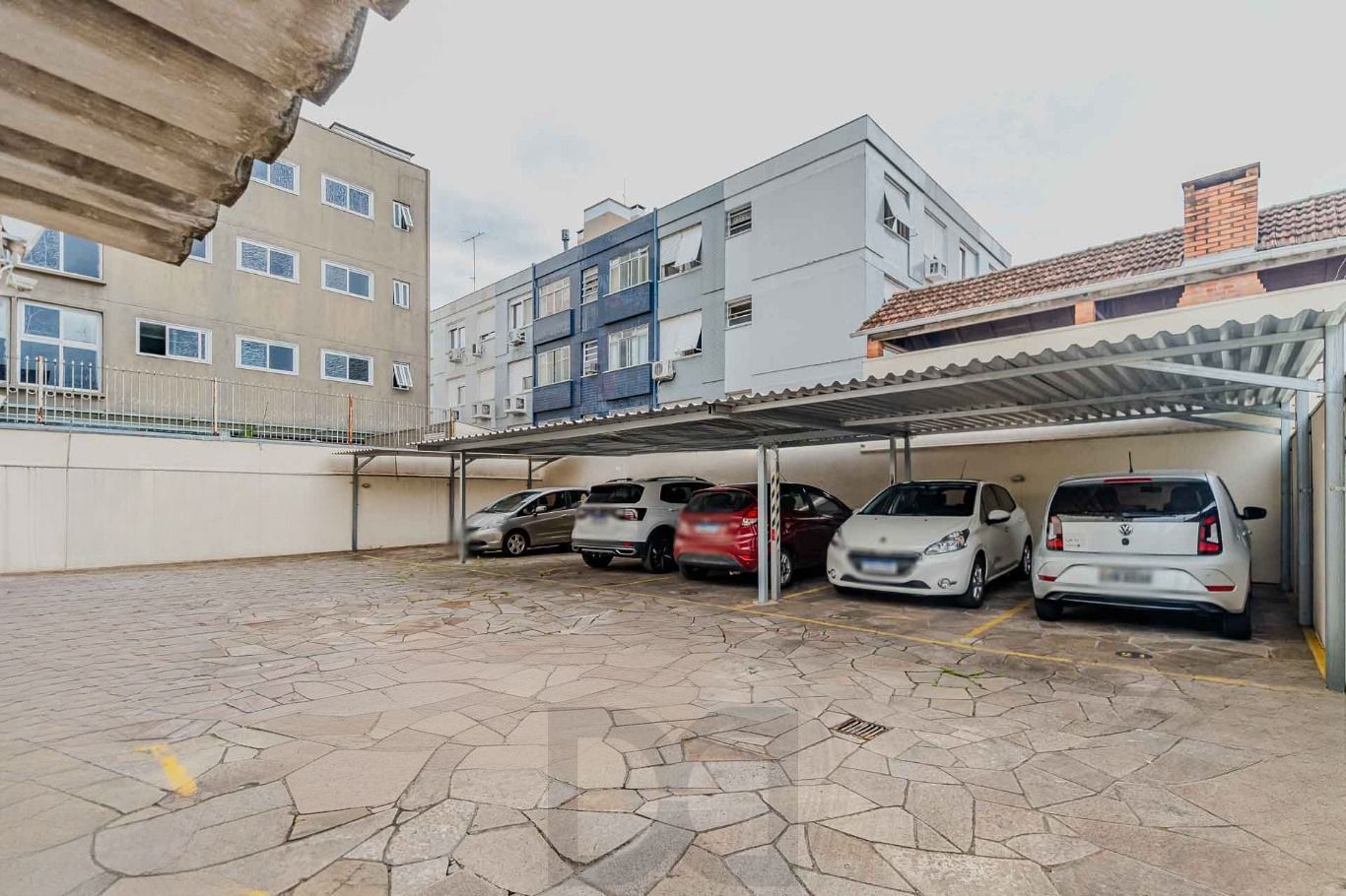 Apartamento com 1 dormitório e 1 vaga de garagem no Bairro Higienópolis — foto 17