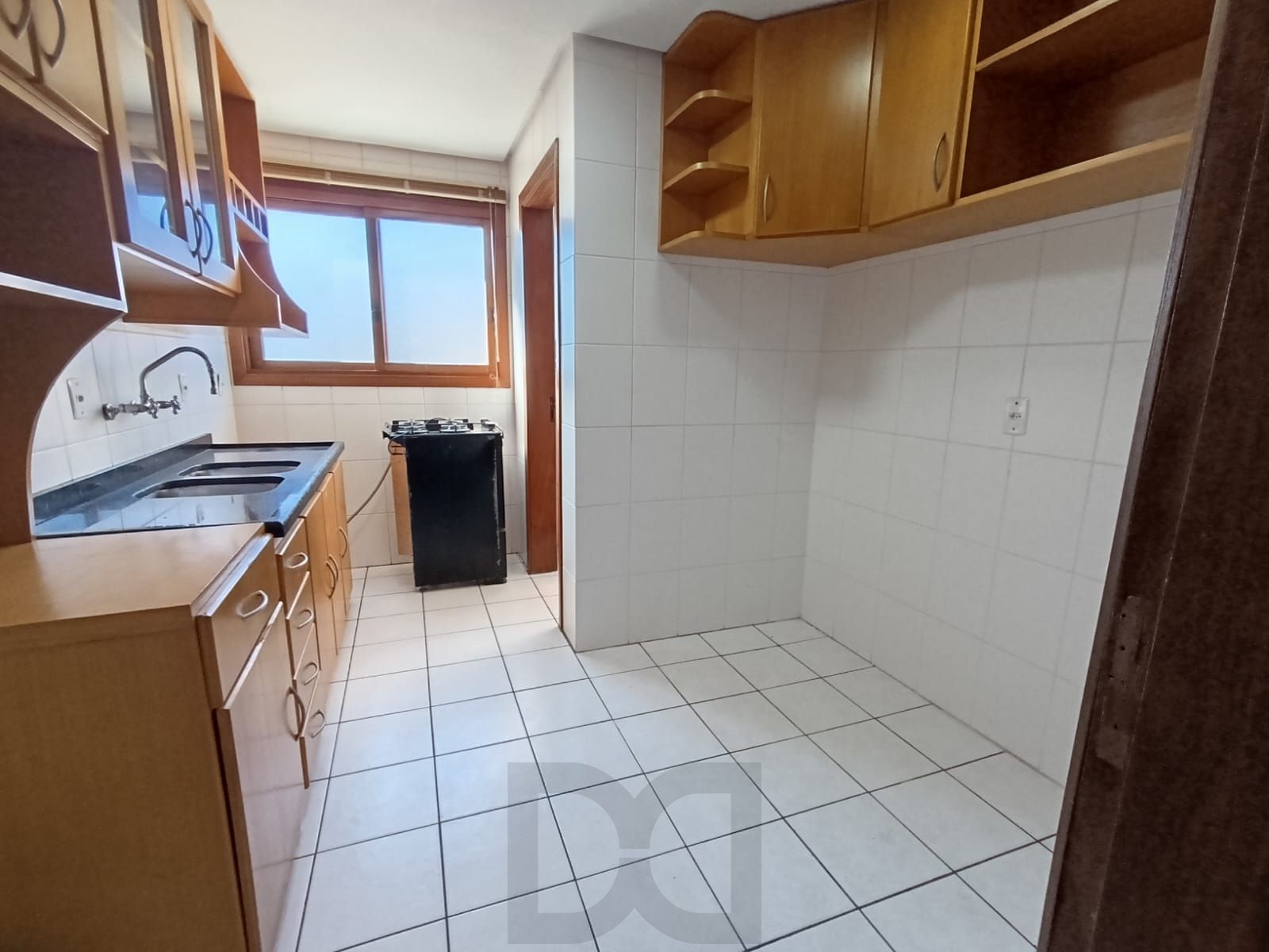 Apartamento de 3 quartos, elevador e 2 vagas no bairro Jardim Lindóia. — foto 7