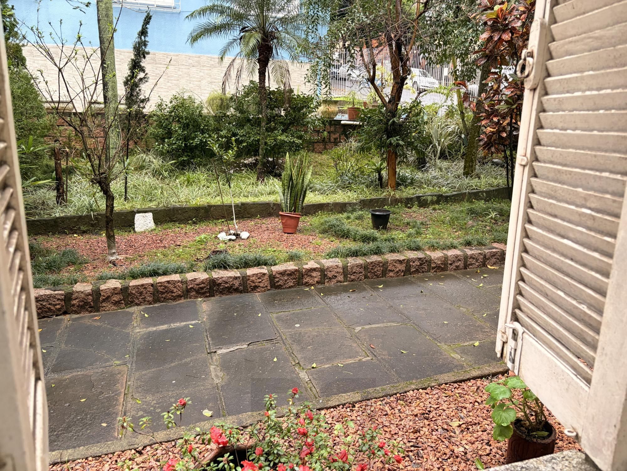 Apartamento térreo de 3 dormitórios com garagem coberta no Sarandi — foto 29