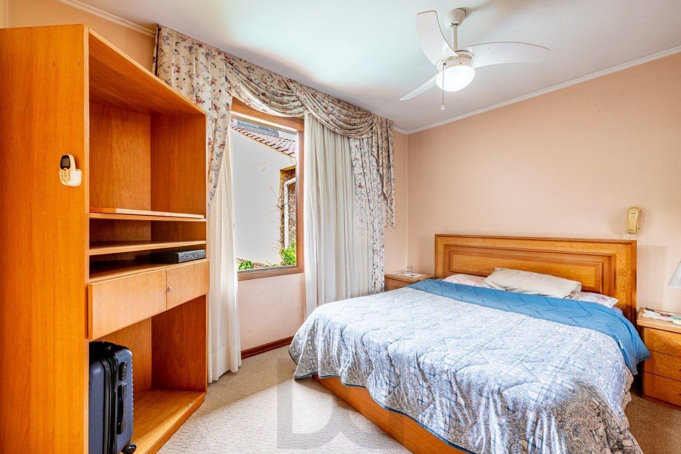 Casa com 3 suítes, 4 vagas e pátio com piscina no Bairro Boa Vista — foto 8