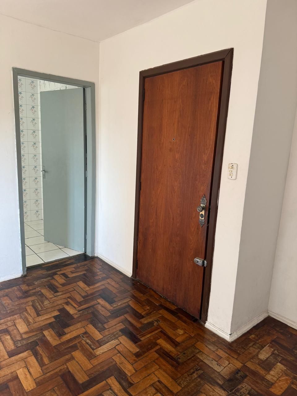 Apartamento 2 Quartos com Vaga no Bairro Medianeira — foto 3