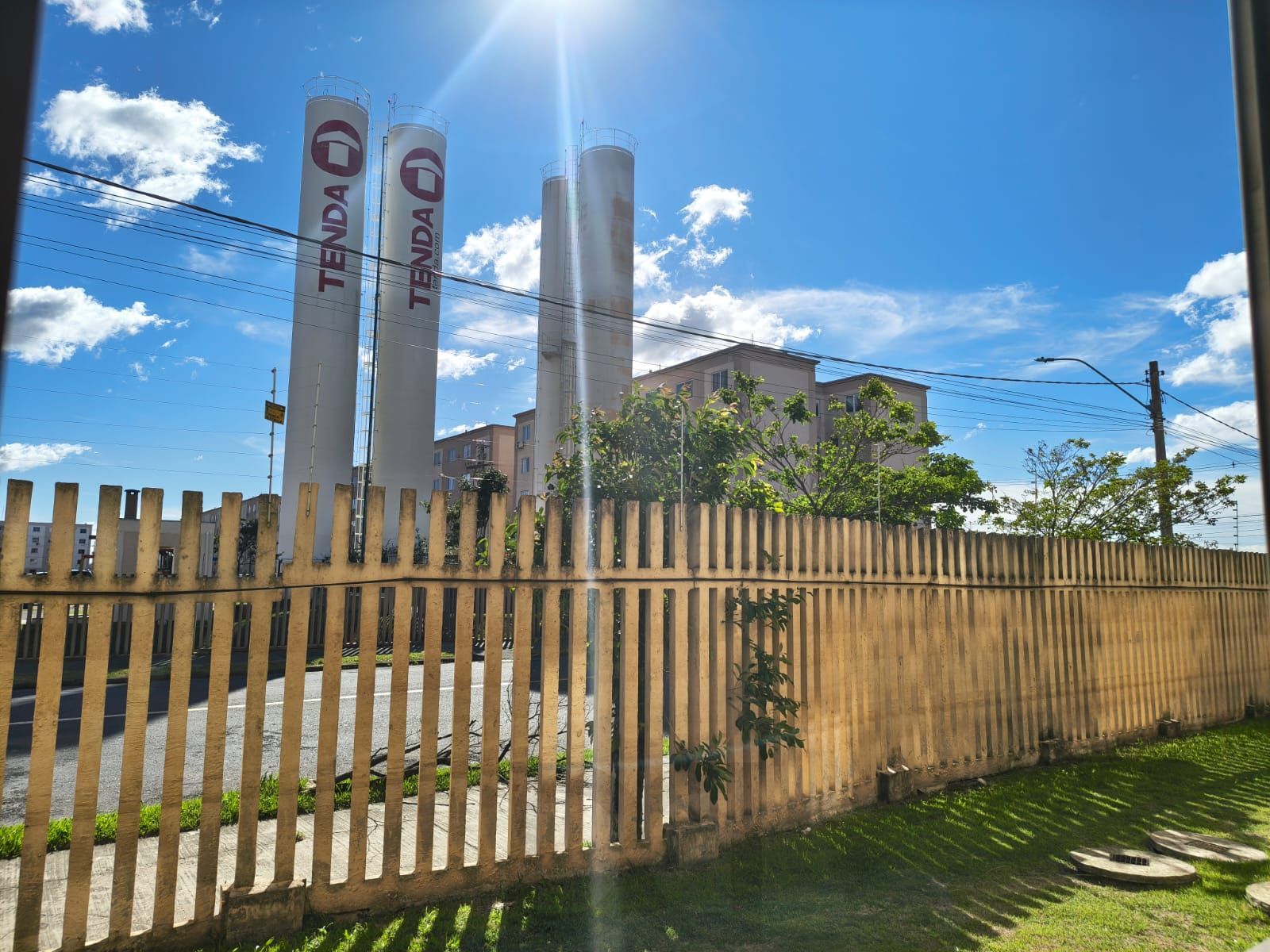 Apartamento Térreo, 2 quartos, vaga, piscina e portaria 24hr no bairro Sarandi. — foto 2