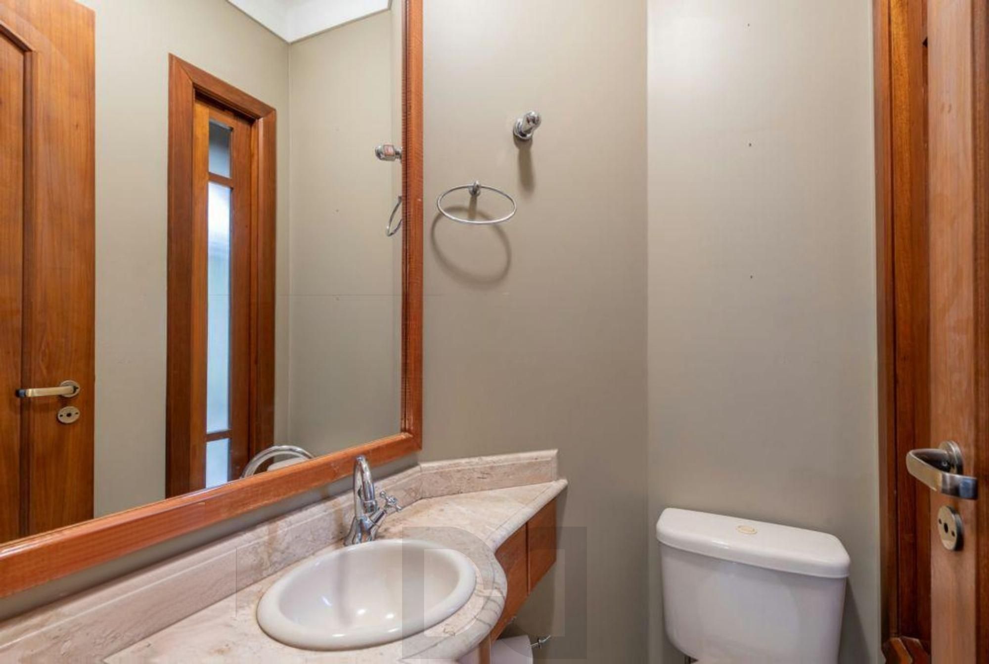 Casa com 5 dormitórios, 2 suítes, 2 vagas e 360m² à venda no Jardim Itu Sabará. — foto 35