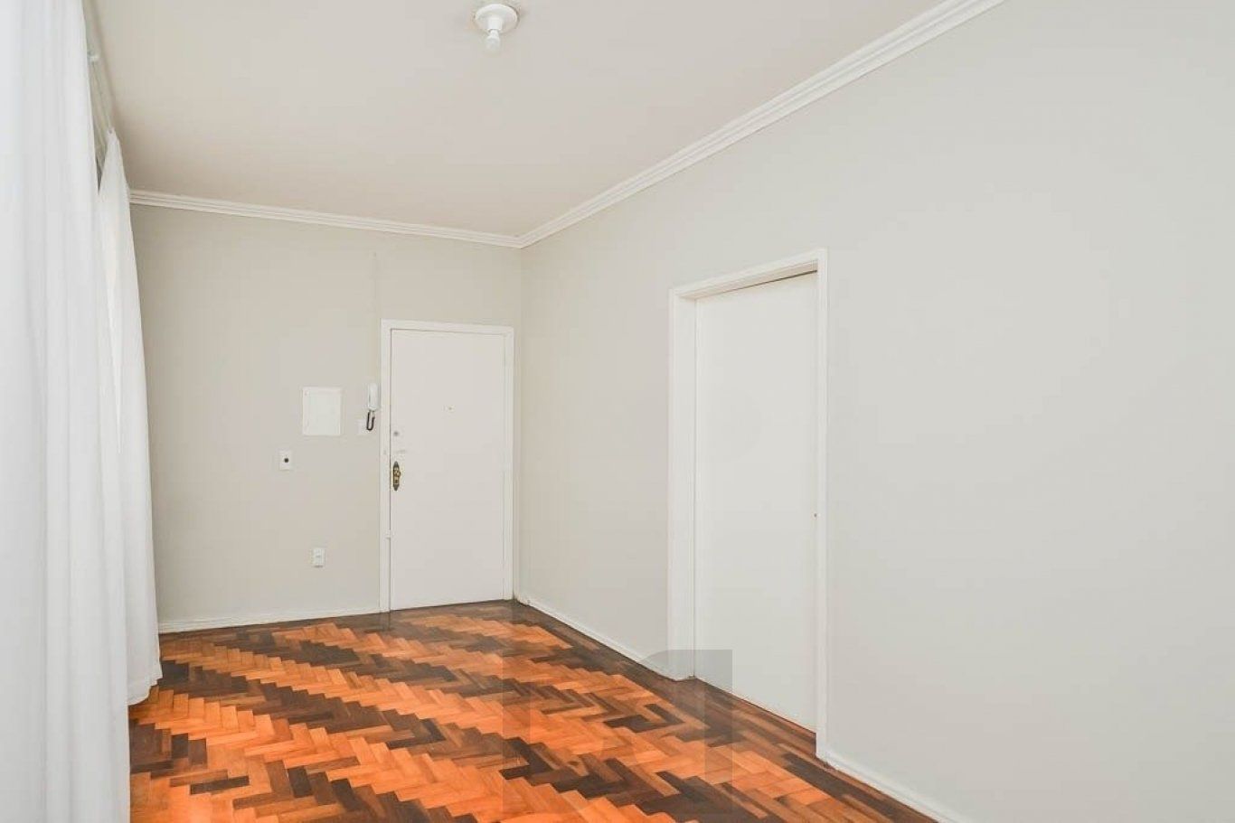 Apartamento à venda com 2 dormitórios 69 m² no Bairro Menino Deus — foto 7