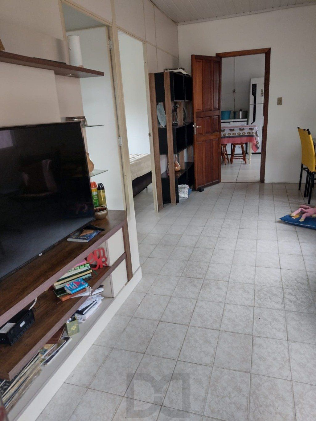 Casa com 3 quartos, 1 vaga de garagem e patio no bairro Jardim Itu — foto 4