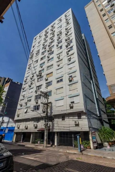 Apartamento de 2 quartos, elevador no Centro Histórico Porto Alegre. — foto 32