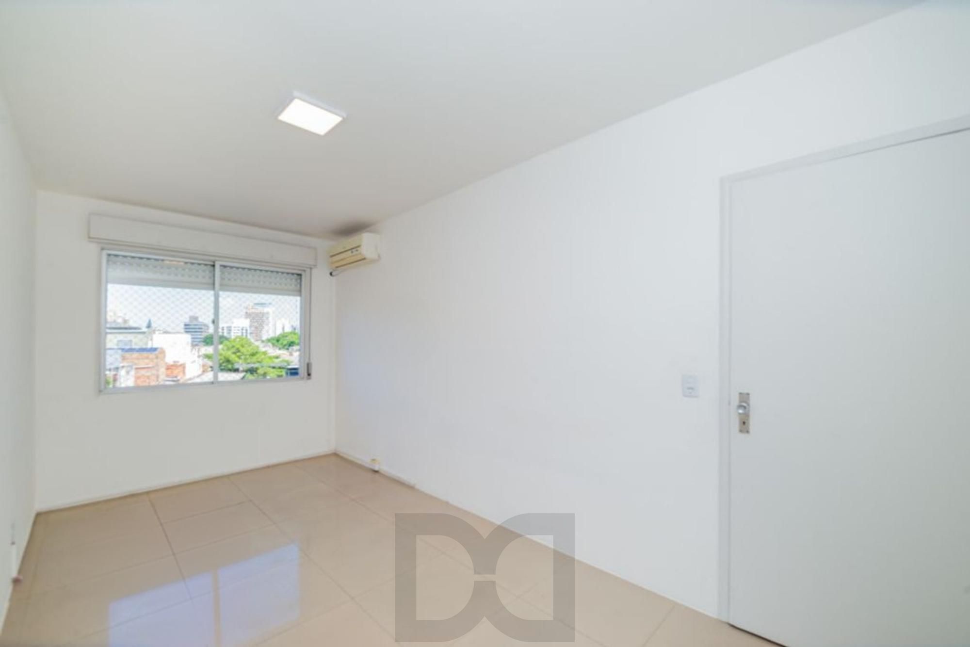 Apartamento com 2 quartos, 2 banheiros e 1 vaga no bairro Azenha. — foto 20