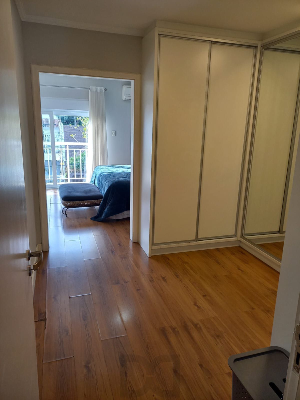 Casa com 4 dormitórios no Bairro Chácara das Pedras — foto 50
