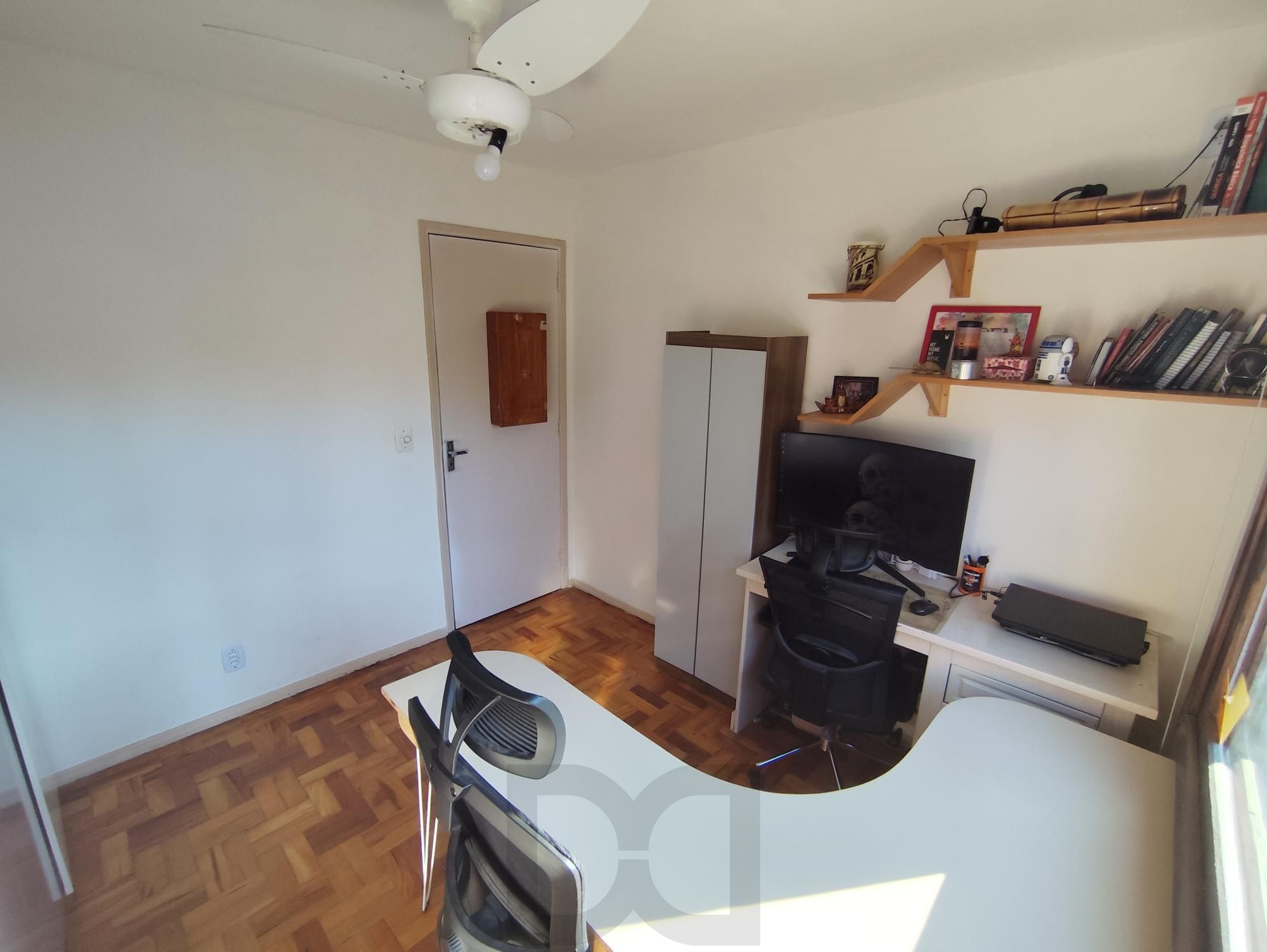 Apartamento semi mobiliado de 2 quartos e 2 vagas no bairro Petrópolis — foto 12