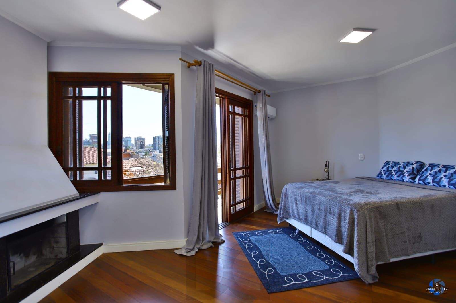 Casa de 3 dormitórios, 3 vagas e pátio com piscina bairro Chácara das Pedras. — foto 20