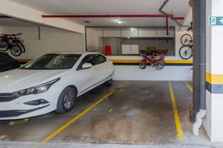 Apartamento de 3 quartos, suíte, elevador e 1 vaga no bairro Azenha — foto 19
