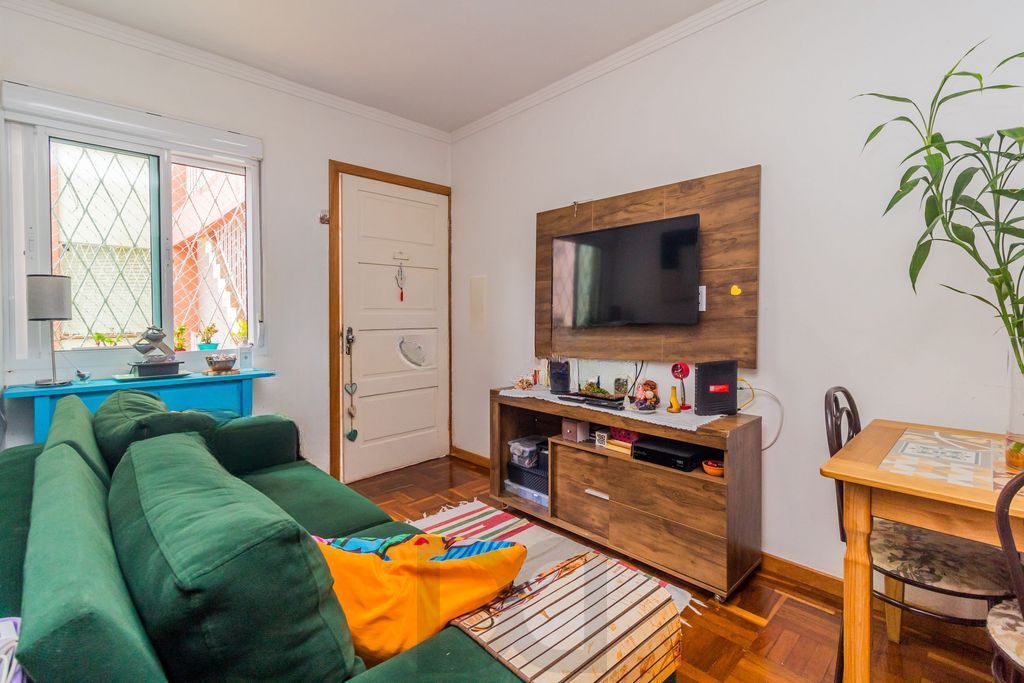 Apartamento com 2 quartos e 1 vaga no Bairro Passo da Areia / Higienópolis. — foto 1