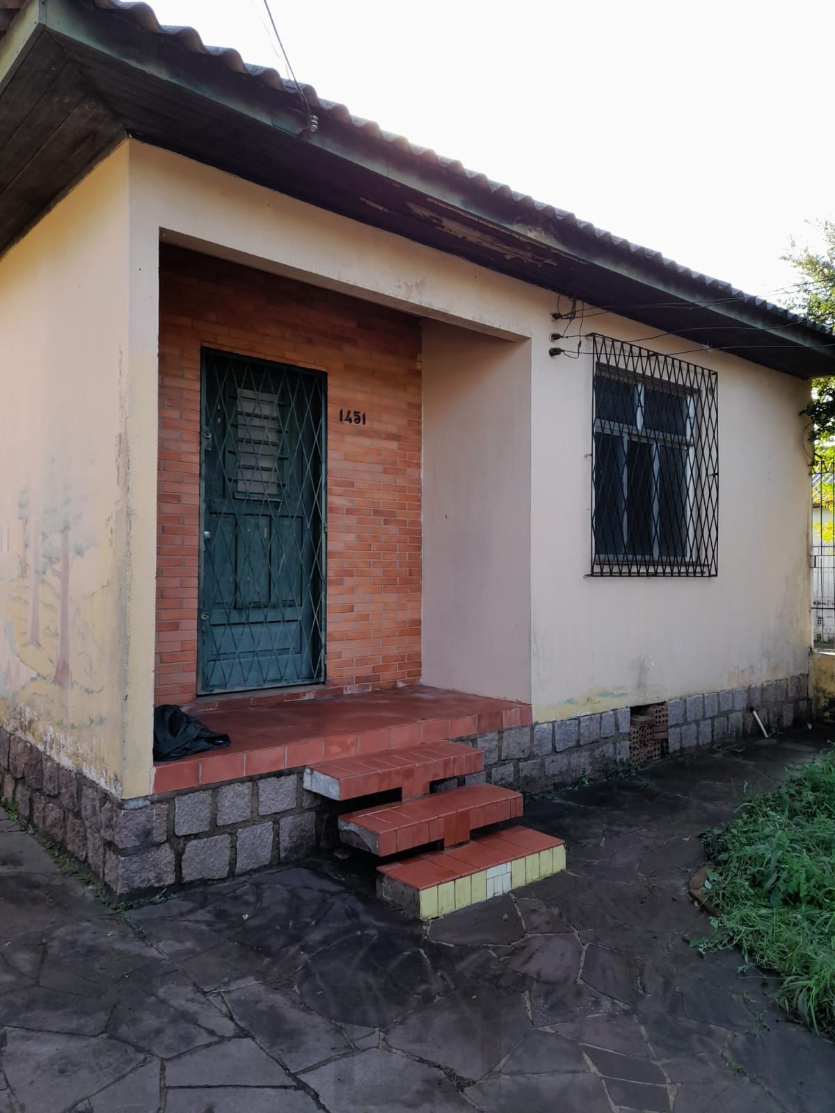 Casa em terreno com 335 metros quadrados no Bairro Jardim Itu — foto 1