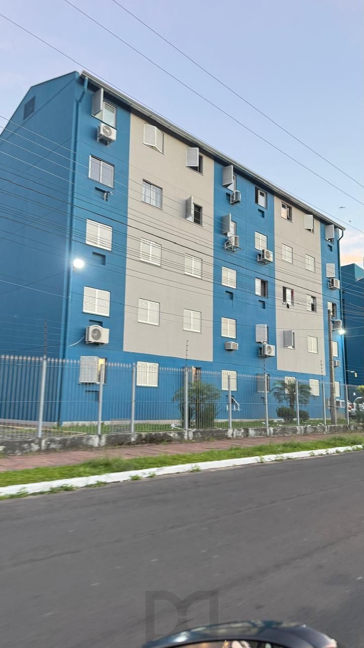 Apartamento semi mobiliado de 2 quartos e 1 vaga no bairro Rubem Berta — foto 2
