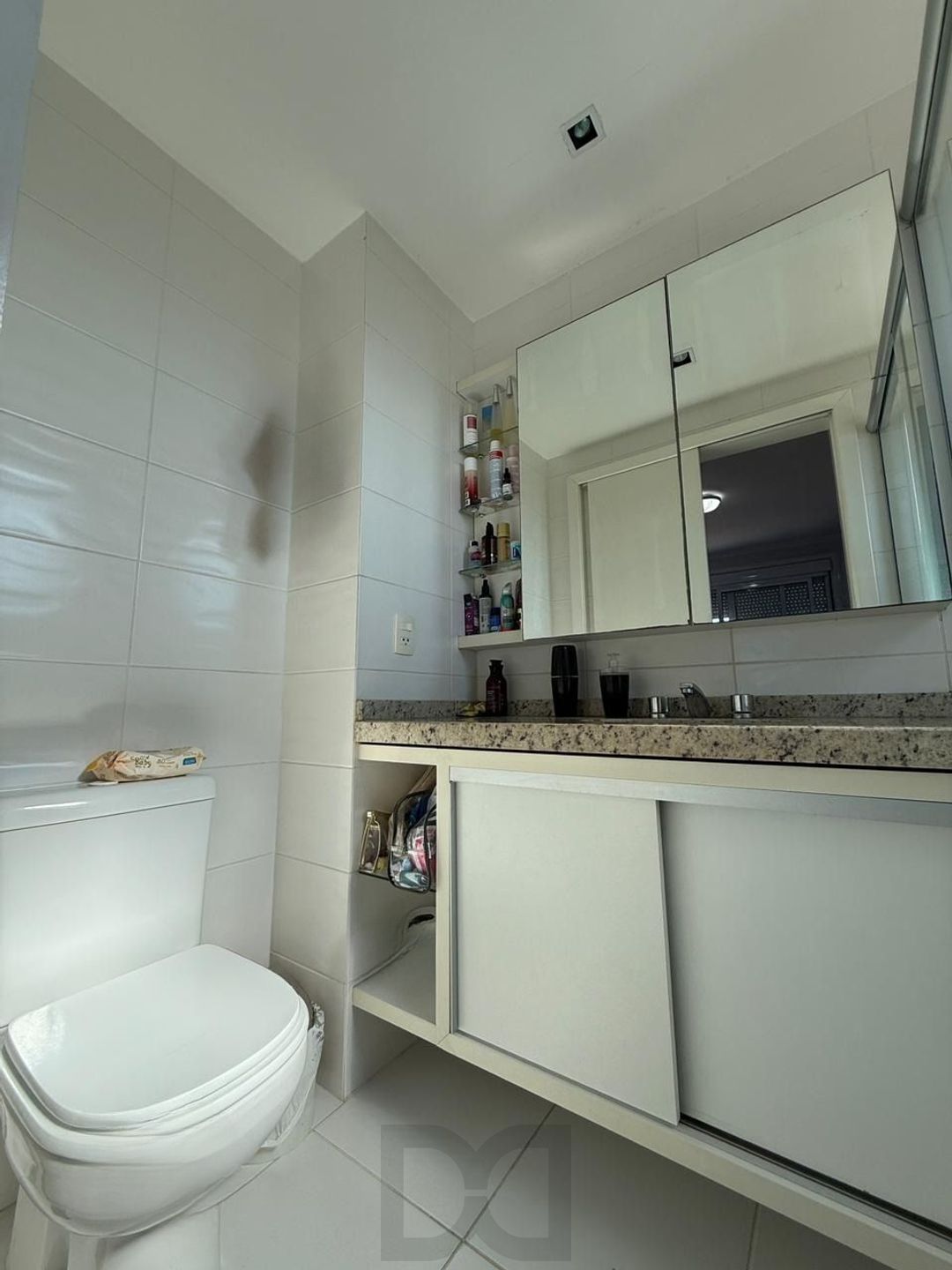 Apartamento de 2 dormitórios, 1 suíte, 2 vagas e 94m² no Jardim Europa. — foto 14