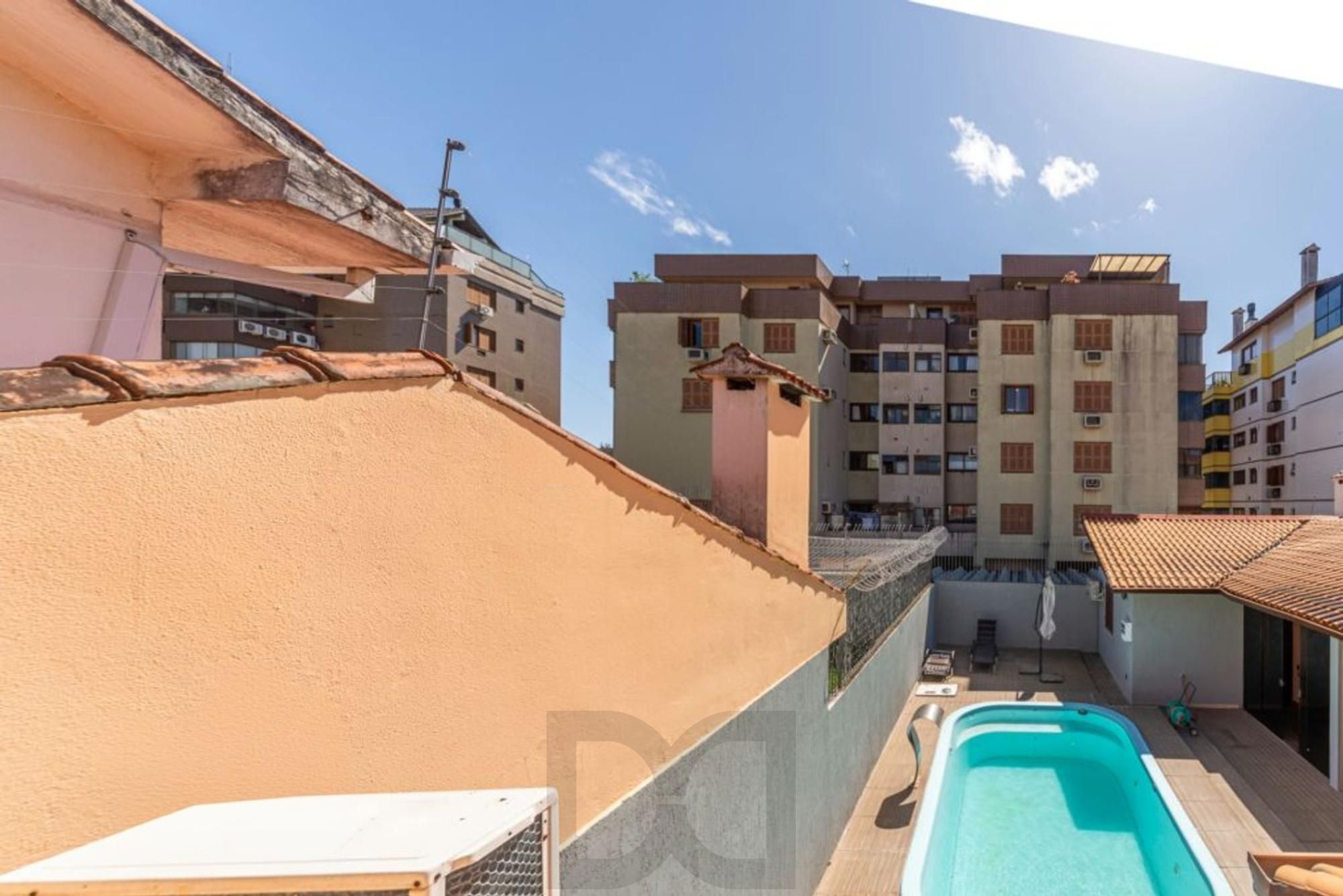 Casa com 4 quartos, piscina, vaga, churrasqueira e Sacada no bairro Jardim Itu — foto 16