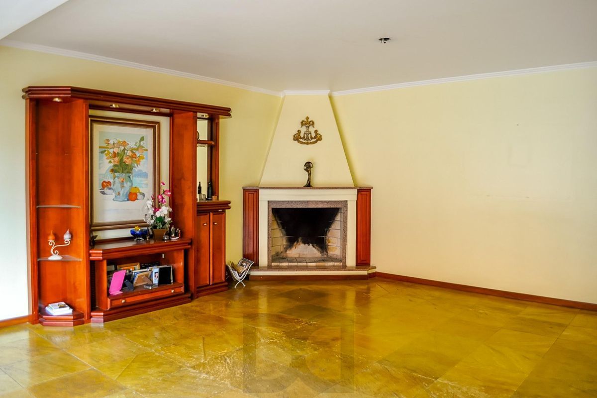 Ótima Casa condomínio pronta para morar, semi mobiliada, Bairro Menino Deus — foto 7