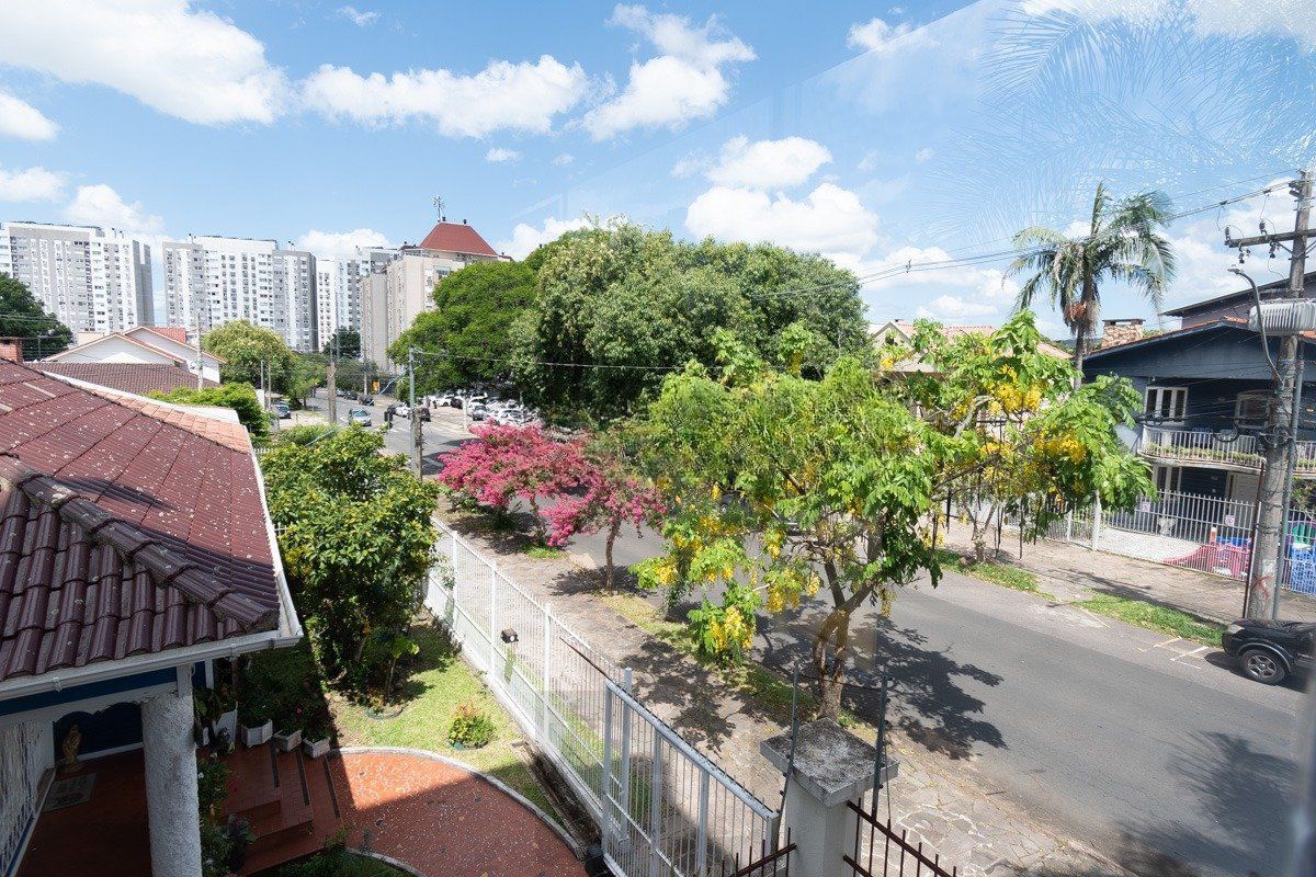 Apartamento de 3 quartos, elevador e 2 vagas no bairro Jardim Lindóia. — foto 6