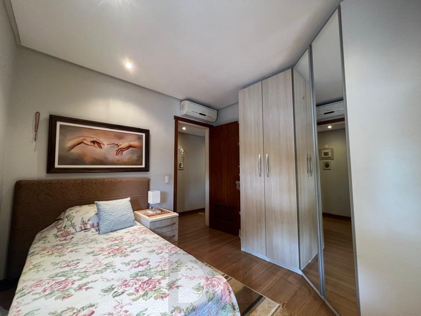 Apartamento com 4 quartos, 223m²,2 vagas, elevador no bairro Jardim do Salso. — foto 22