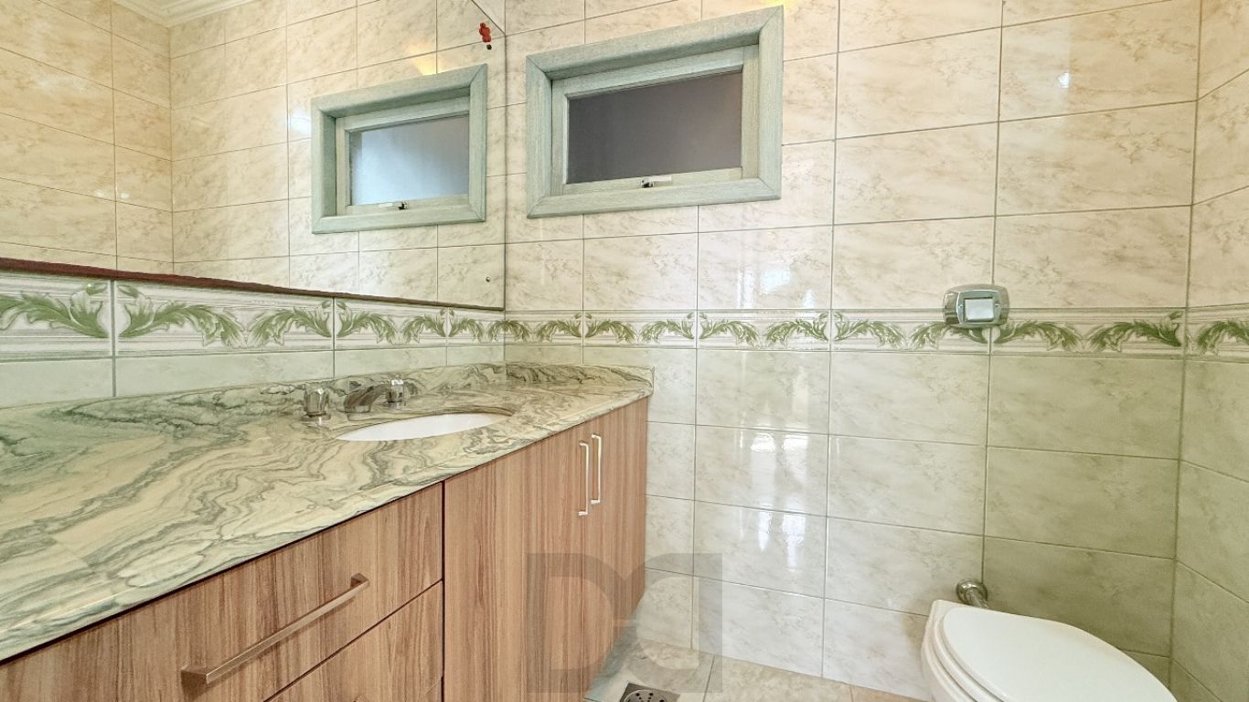 Apartamento de 3 dormitórios,1 suíte, 1 vaga, elevador no bairro Jardim Lindóia — foto 18