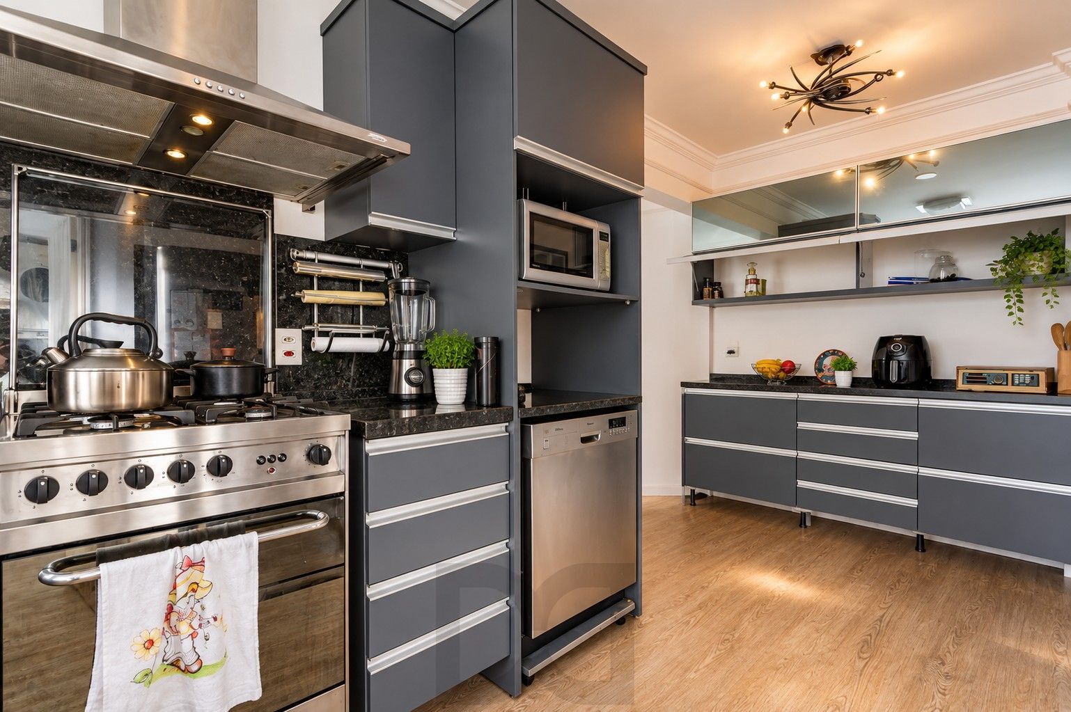 Apartamento 3 Quartos, 2 Suítes, com Elevador e Reformado no Santana — foto 5