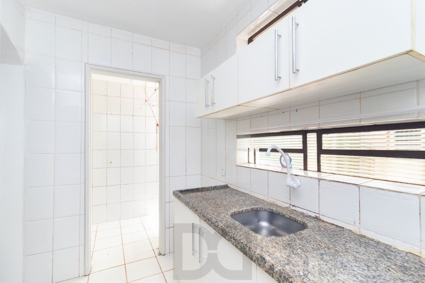 Apartamento térreo de 2 dormitórios e 1 vaga no bairro Nonoai — foto 28