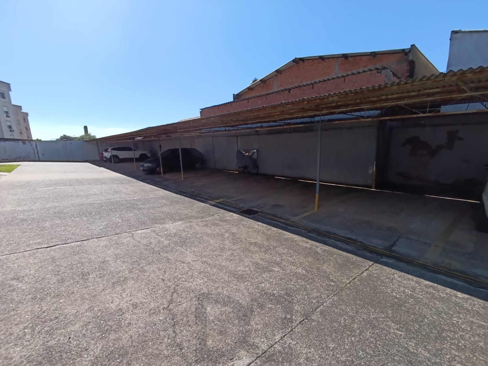 Apartamento semi mobiliado de 3 quartos e 1 vaga no bairro Sarandi. — foto 46