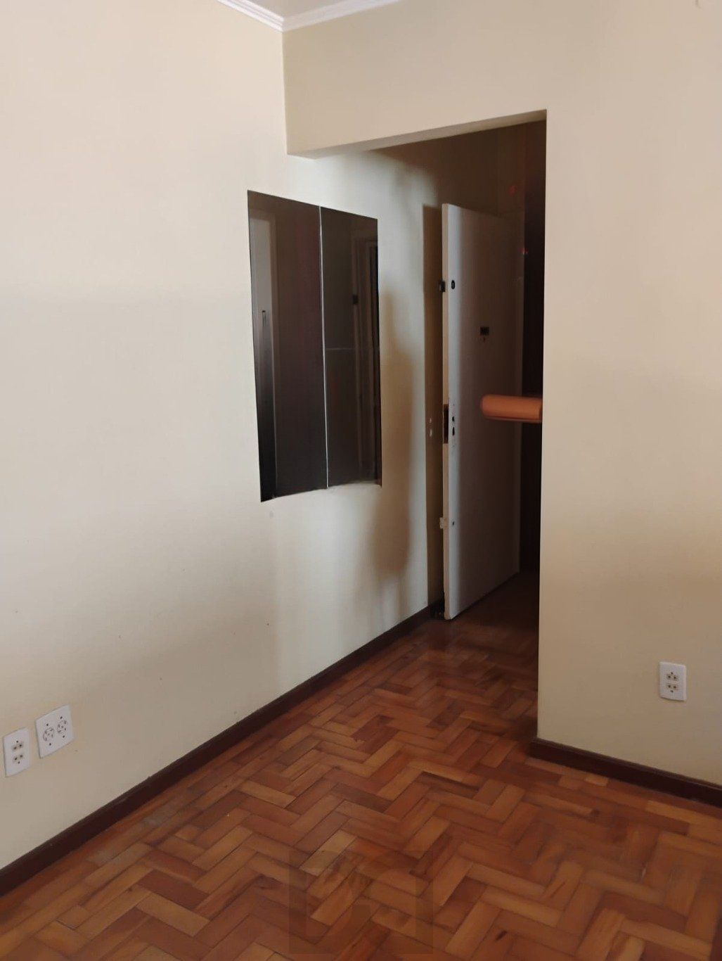 Apartamento com 3 quartos e 2 vagas de garagem no Bairro Jardim Itu/ Planalto. — foto 5