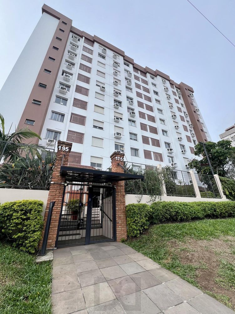 Apartamento de 2 quartos, elevador no bairro Partenon. — foto 1