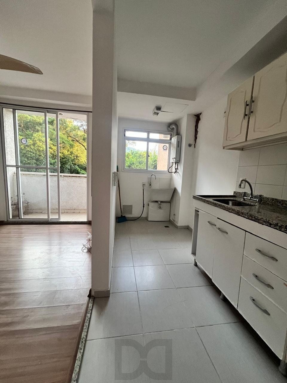 Apartamento 2 Dormitórios, com Elevador e Vaga no Morro Santana — foto 7