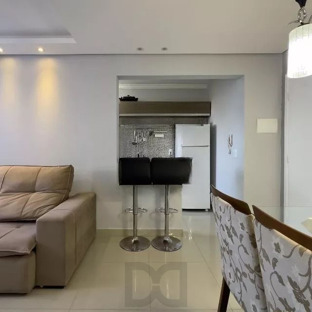 Apartamento com 2 quartos, vaga, elevador e piscina no bairro Nonoai — foto 3