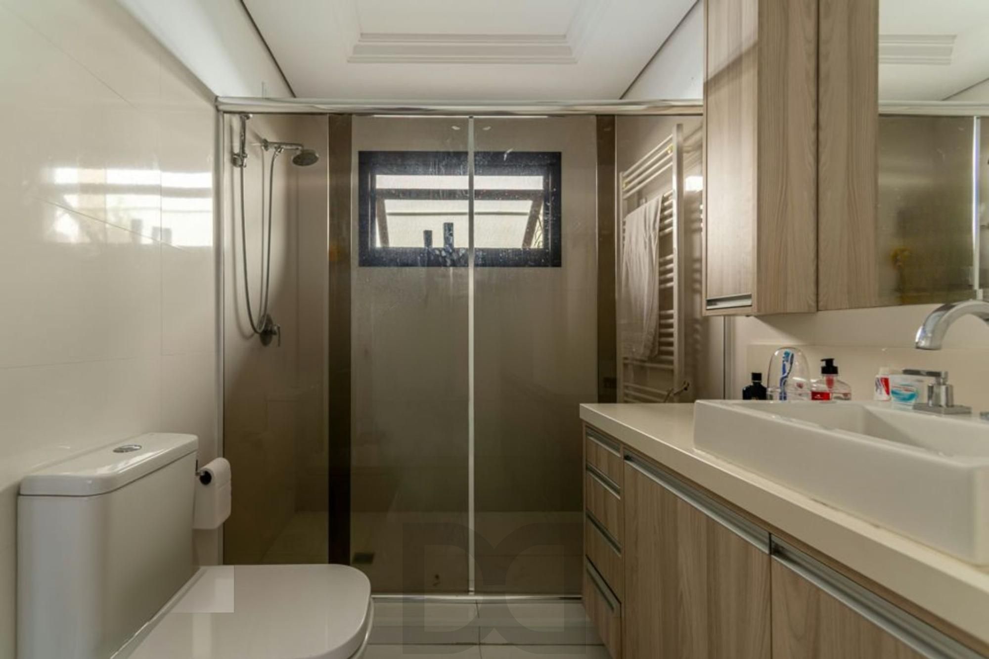 Casa com 4 quartos,1 Suite, 2 vagas e 450m² à venda em Sarandi. — foto 9