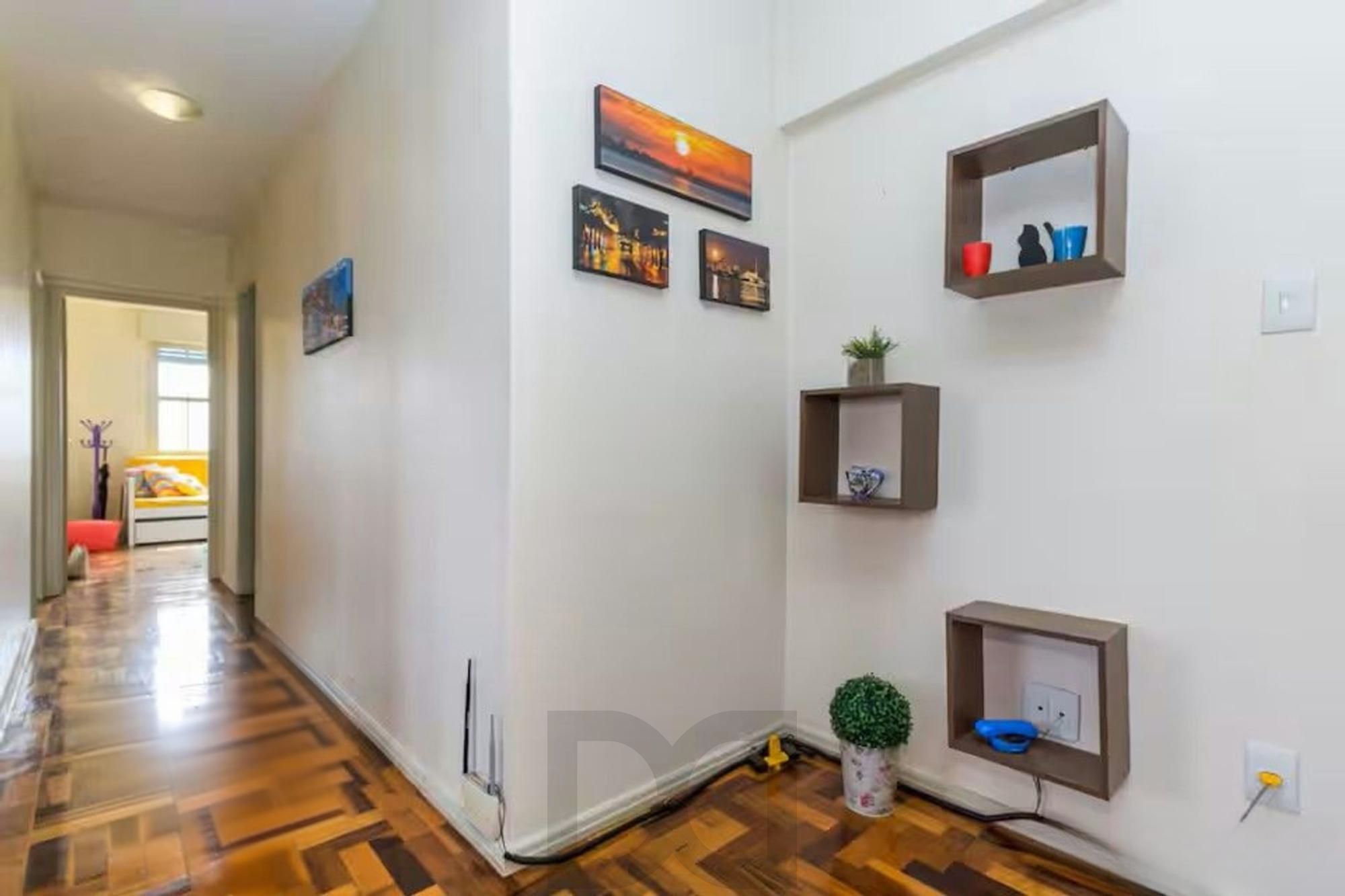 Apartamento 2 Dormitórios com Elevador à Venda na Azenha – Porto Alegre — foto 5