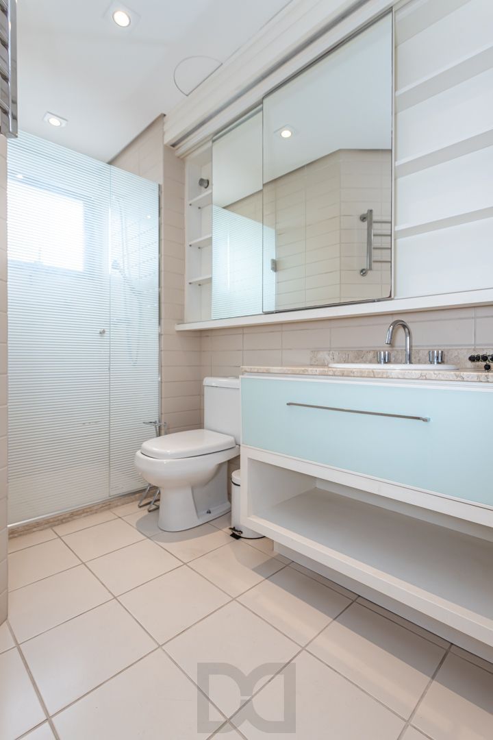 Apartamento de 97m², 2 dormitórios,1suíte, 3 vagas de garagem no Jardim Botânico — foto 27