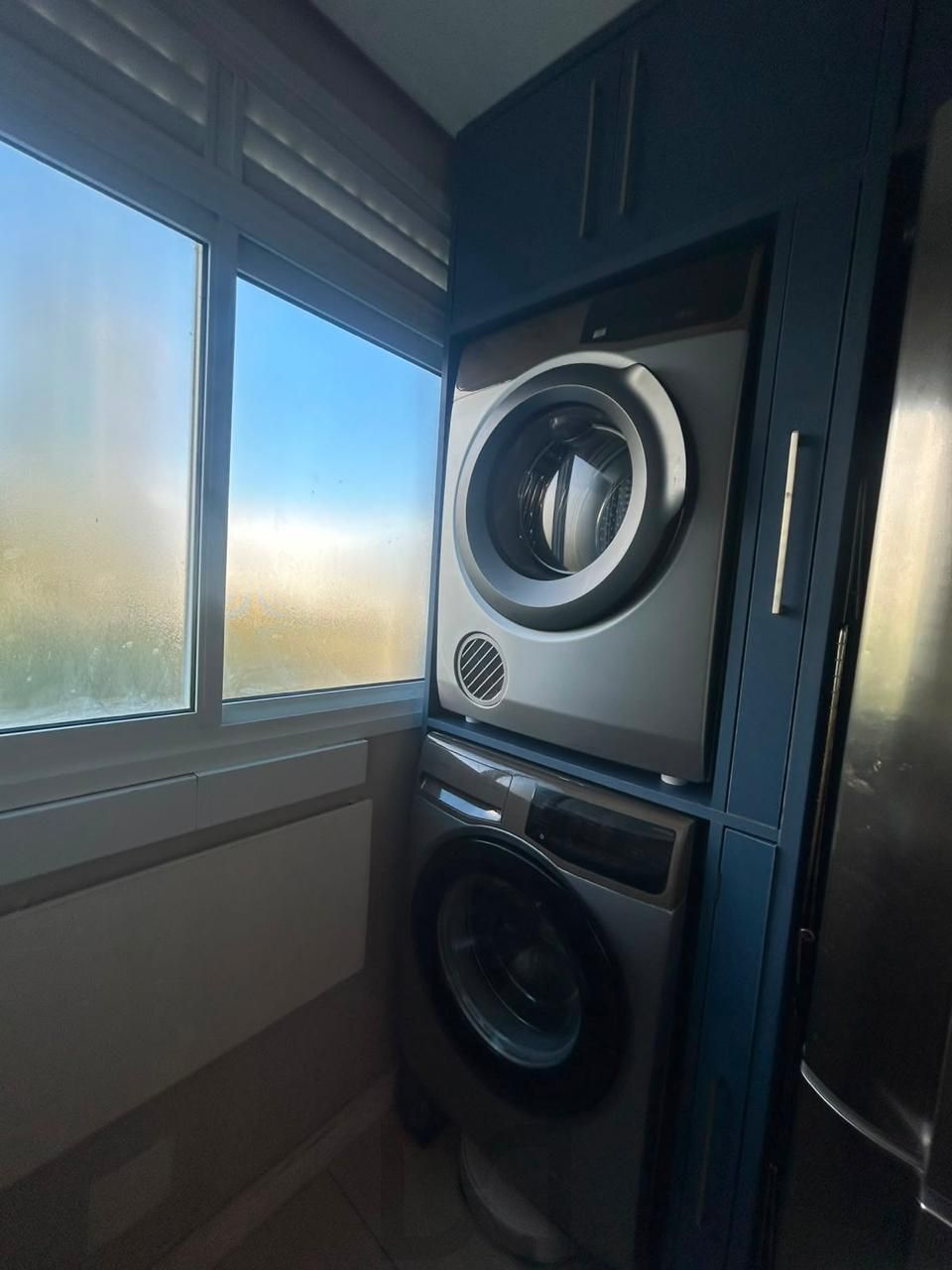 Apartamento com 3 quartos, 1 suíte, 2 vagas e elevador no bairro Petrópolis — foto 14