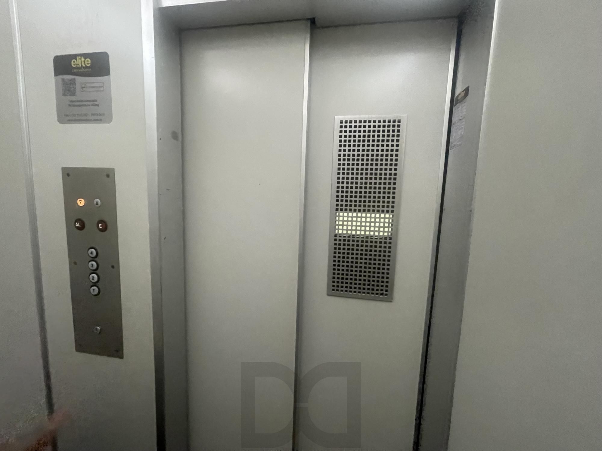 Apartamento com 2 quartos com closet à venda 1 vaga de garagem Elevador Sarandi — foto 26