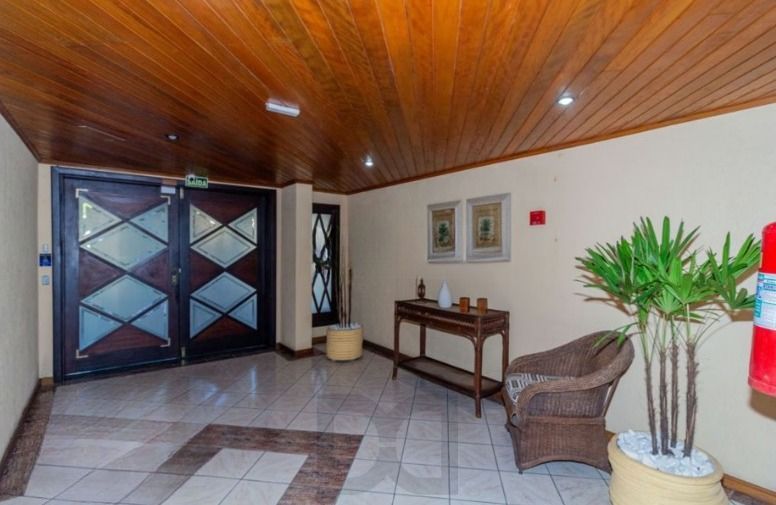 Apartamento de 2 quartos,elevador,churrasqueira no bairro Cristo Redentor — foto 25
