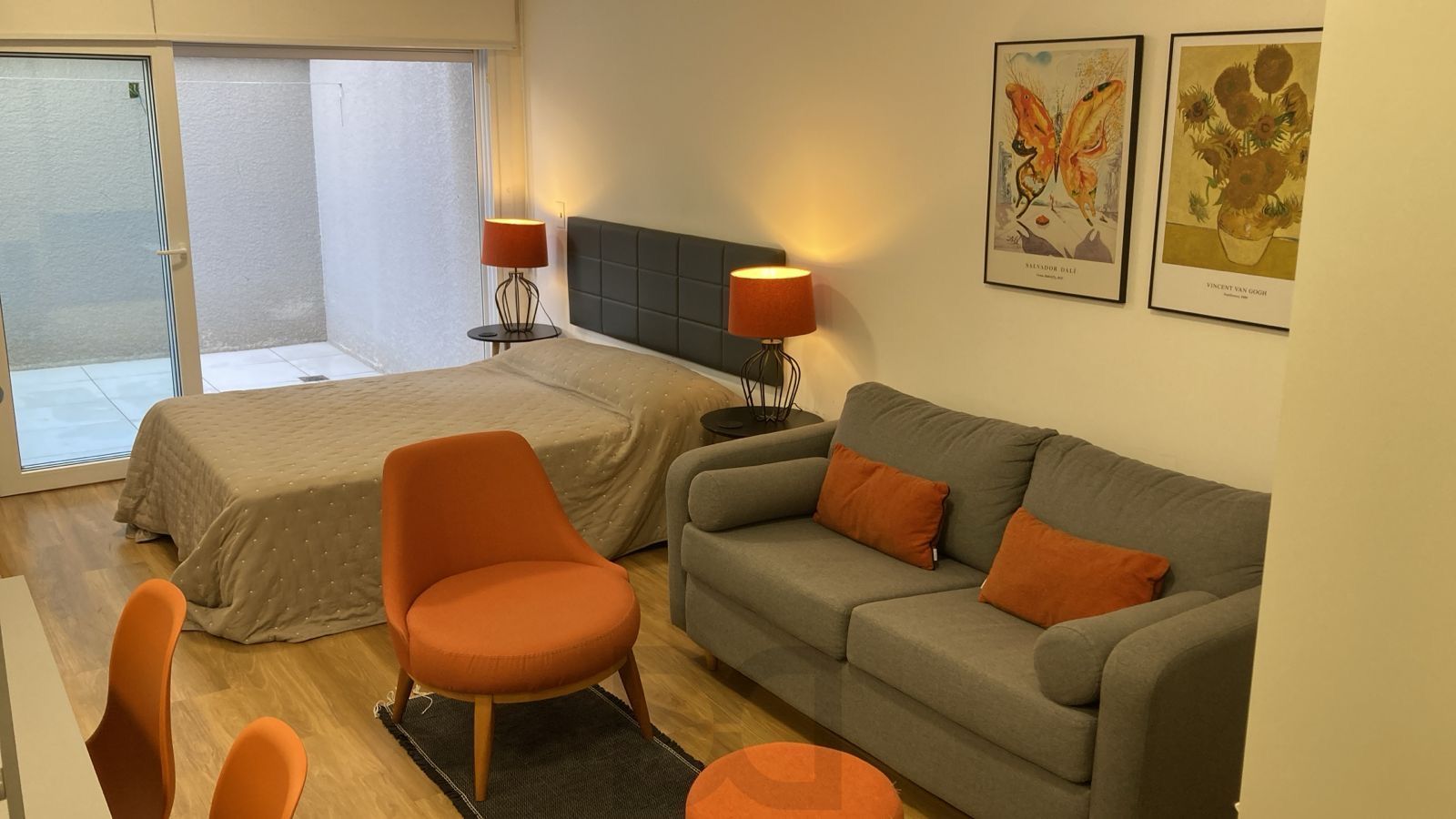 Apartamento térreo garden com 1 dormitório, 1 suíte, 1 vaga de garagem — foto 2