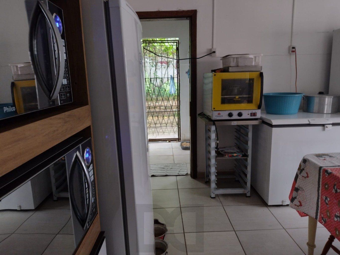 Casa com 3 quartos, 1 vaga de garagem e patio no bairro Jardim Itu — foto 8