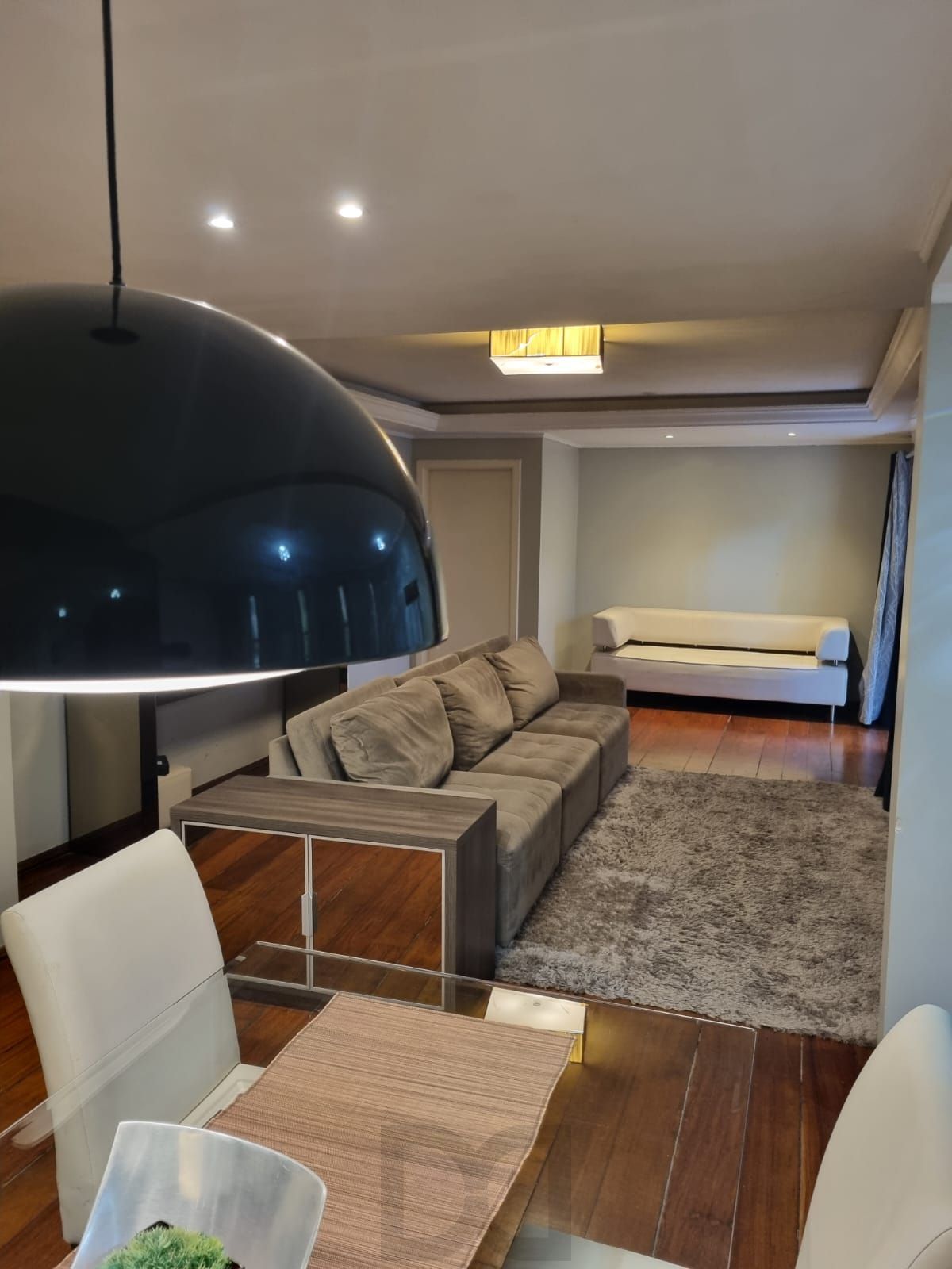 Apartamento térreo semi mobiliado de 3 dormitórios no bairro Cristal — foto 7