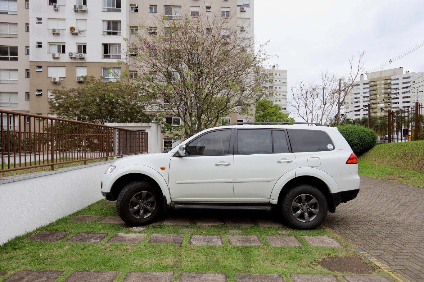 Apartamento 2 Dormitórios com Elevador e 2 Vagas à Venda no Jardim Carvalho — foto 26