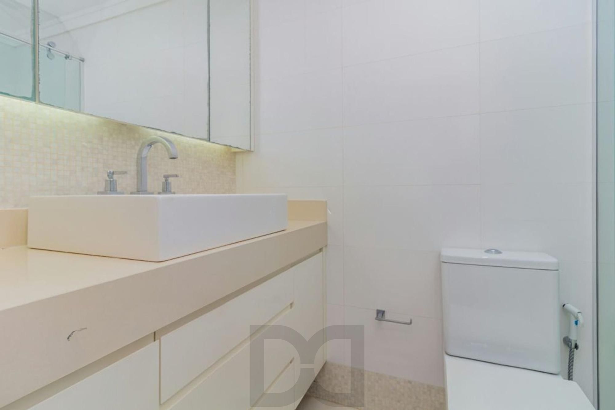 Apartamento 2 Dormitórios com Elevador e 2 Vagas à Venda no Jardim Botânico — foto 21