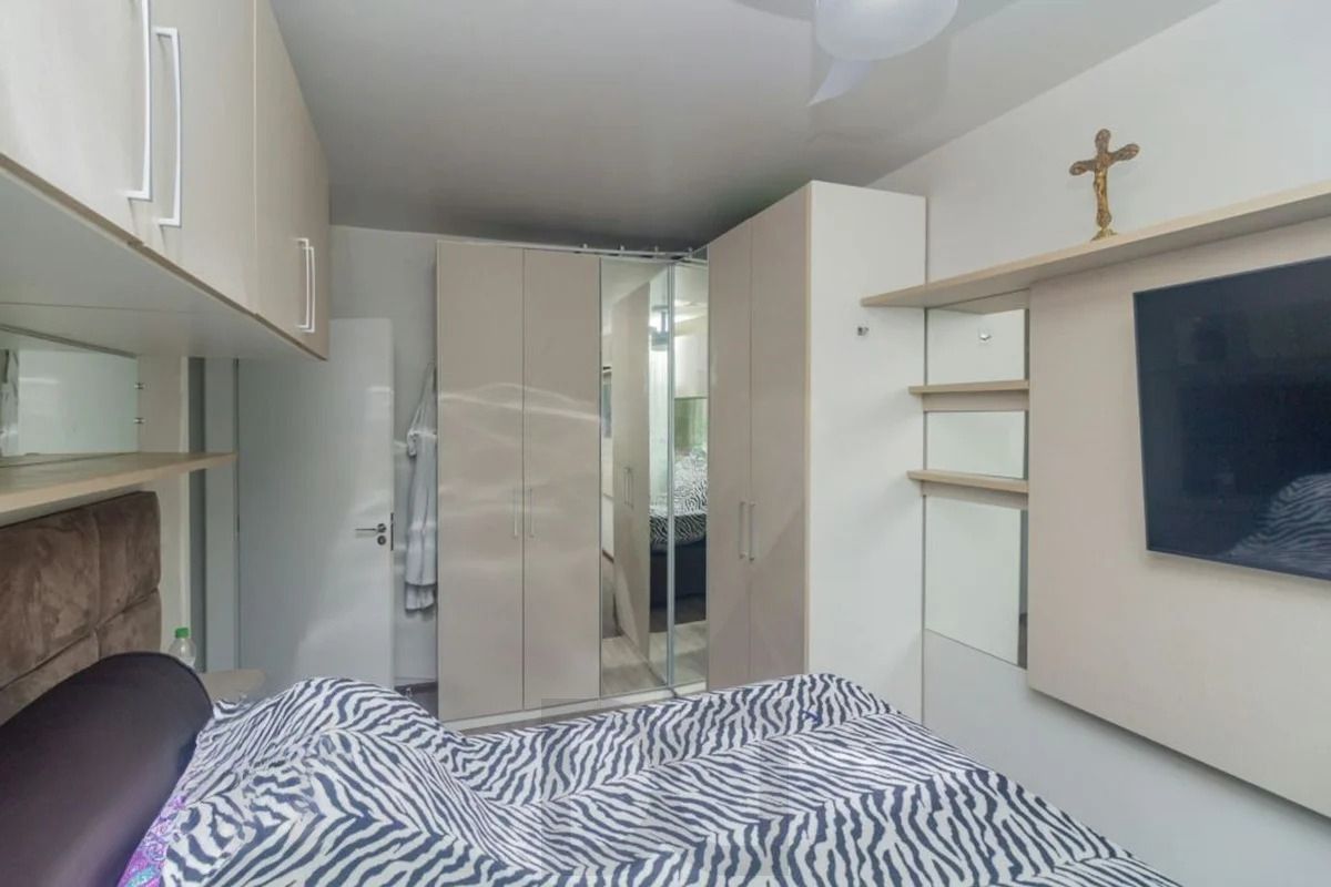 Apartamento 2 Quartos com 77m² e Vaga no Petrópolis — foto 14